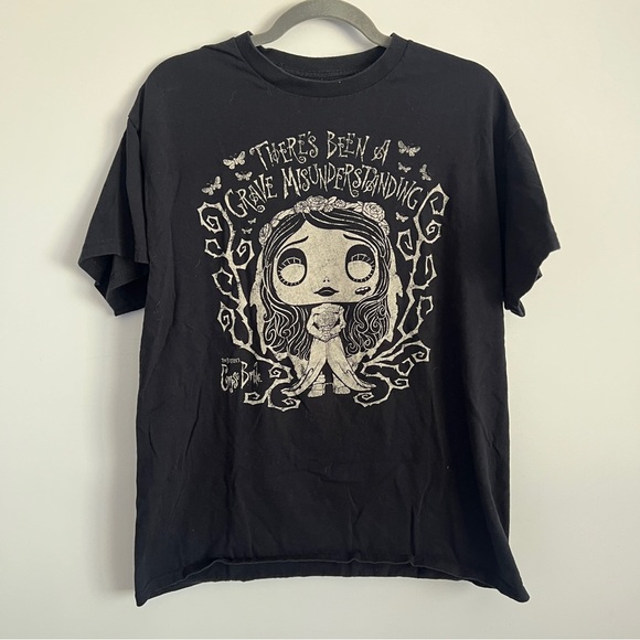 Funko Tops - Funko Pop Exclusive Tim Burton’s Corpse Bride Graphic Tee-Women’s Size Large